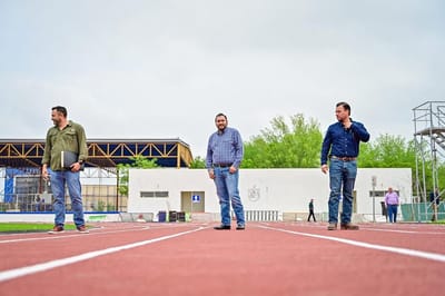 Municipio supervisa rehabilitación de pista en Ciudad Deportiva