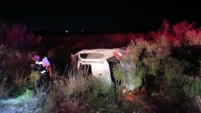 Volcadura en avenida Montessori deja siete lesionados en Monclova