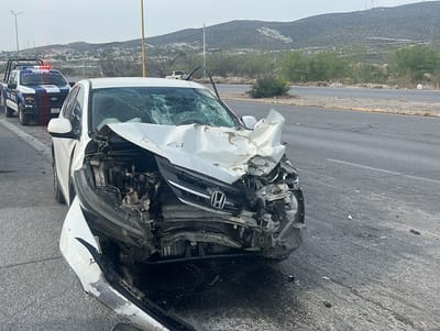 Conductor termina lesionado tras chocar contra pipa en Castaños