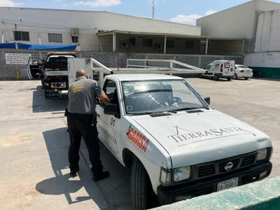 Lo hallaron muerto en camioneta: tragedia en restaurante Tierra Santa de Monclova 