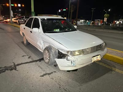 Familia sufre accidente en la carretera 30 tras ser impactada por conductor ebrio