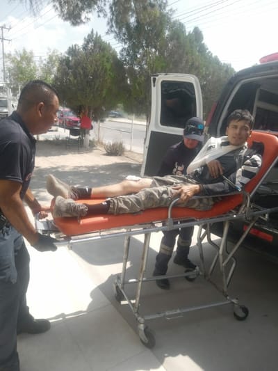 Motociclista sufre accidente tras atropellar a un perro en caravana rumbo a Nadadores