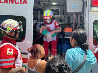 Bebé intoxicado tras voraz incendio en colonia El Roble