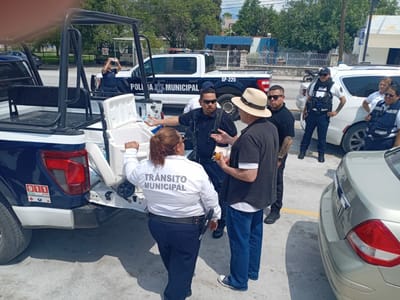 Solidaridad en acción: Seguridad Pública reparte alimentos y bebidas a familiares de pacientes hospitalizados
