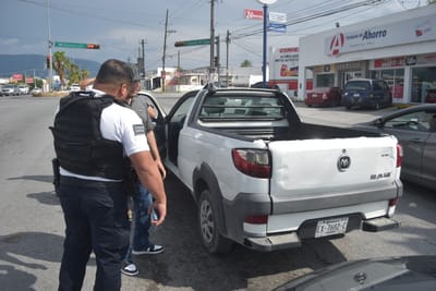 Colisión menor causa bloqueo vial en el bulevar Harold R. Pape