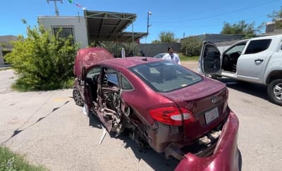 Accidente vial en libramiento Fausto Z. Martínez deja daños totales en unidades 