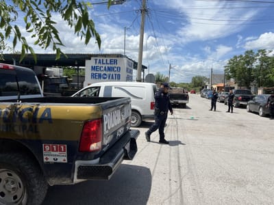 Muere mecánico al caerle una pickup encima en la colonia Lázaro Cárdenas