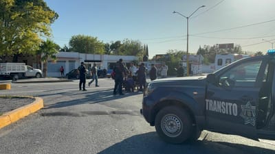 Accidente en Castaños deja dos heridos en motocicleta