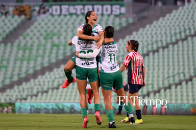 Santos Laguna rompe racha y derrota a Chivas Femenil en Torreón