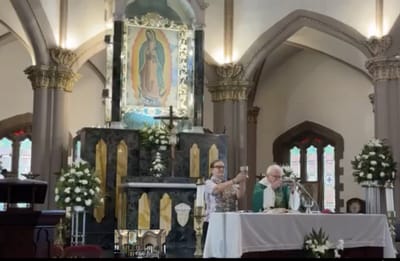 Ministra anglicana concelebra con Obispo Vera y causa polémica