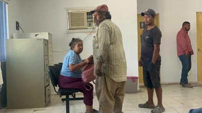 Residentes de Atenas II presentan denuncia tras devastador incendio 