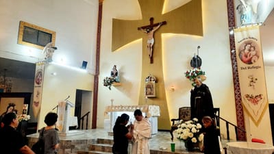 Reliquias del Padre Pío de Pietrelcina llegan a Monclova y son veneradas por los fieles
