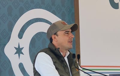 Manolo Jiménez defiende gratuidad del transporte en Saltillo