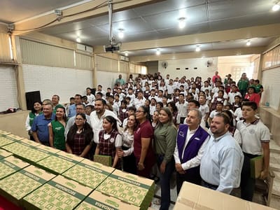 Educación Básica refuerza cobertura escolar con incremento de grupos en la Región Centro