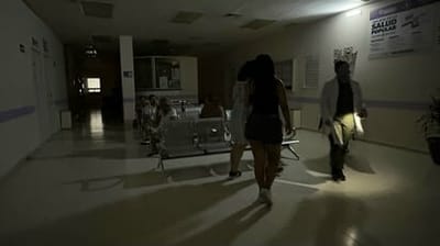 Riña se traslada hasta el Hospital Amparo Pape y provoca caos entre pacientes y médicos