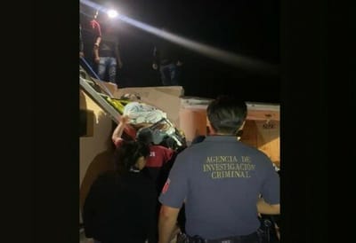 Hombre cae inconsciente en el techo de su vivienda en Morelos