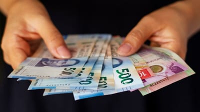 Aguinaldos con decreto revelan contrastes salariales en 2025