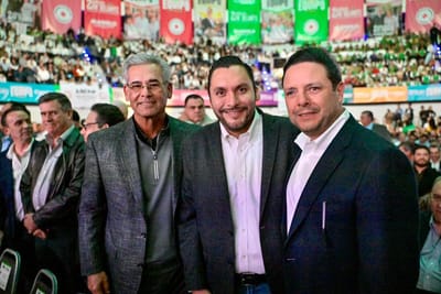Carlos Villarreal fortalece coordinación con el Gobierno Estatal durante el Segundo Informe de Manolo Jiménez