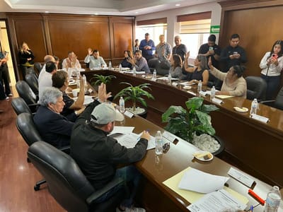 Cabildo de Monclova avala Cuenta Pública de octubre y recibe informe previo del alcalde