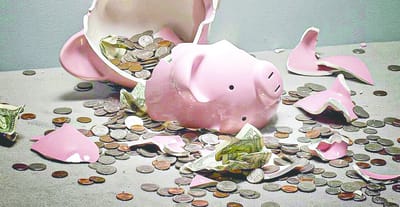 Nigropetenses priorizan ahorro y reducción de deudas para 2026