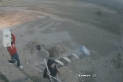 Investigan robo en la Escuela Secundaria Miguel Hidalgo de la colonia Bravo