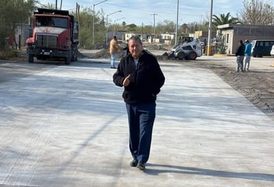 Óscar Ríos supervisa obras y servicios públicos en Nueva Rosita