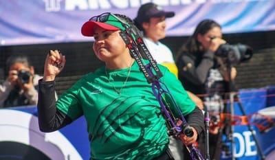 Arqueros compiten en el Abierto 'Dafne Quintero' en Ciudad Deportiva