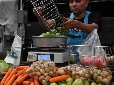 Inflación en servicios erosiona el ingreso de familias en la frontera