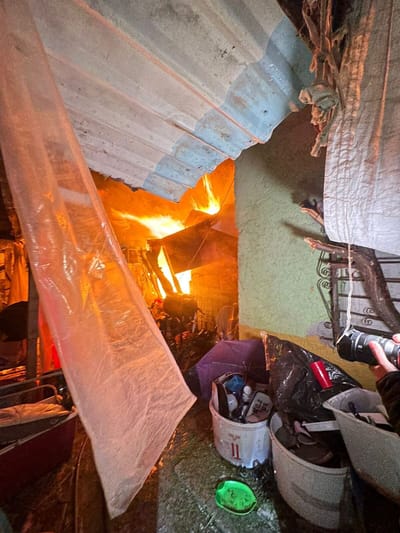 Cortocircuito desata incendio en vivienda de la colonia Periodistas