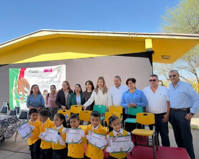 El alcalde Óscar Ríos destaca esfuerzo de escoltas escolares sobresalientes