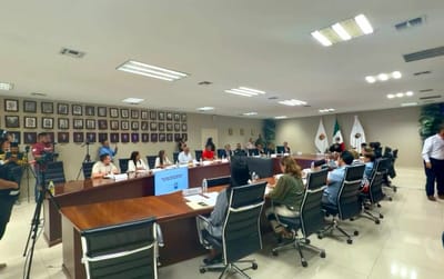 Cabildo de Piedras Negras concluye sesión sin acuerdos por rechazo al orden del día
