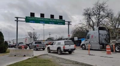 Transportistas impulsan uso de casetas vacías para evitar retrasos