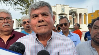 Exobreros de AHMSA amenazan con bloquear la carretera 57 por falta de respuesta federal
