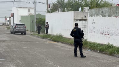 Atiende hospital a mujer tras crisis en Las Praderas