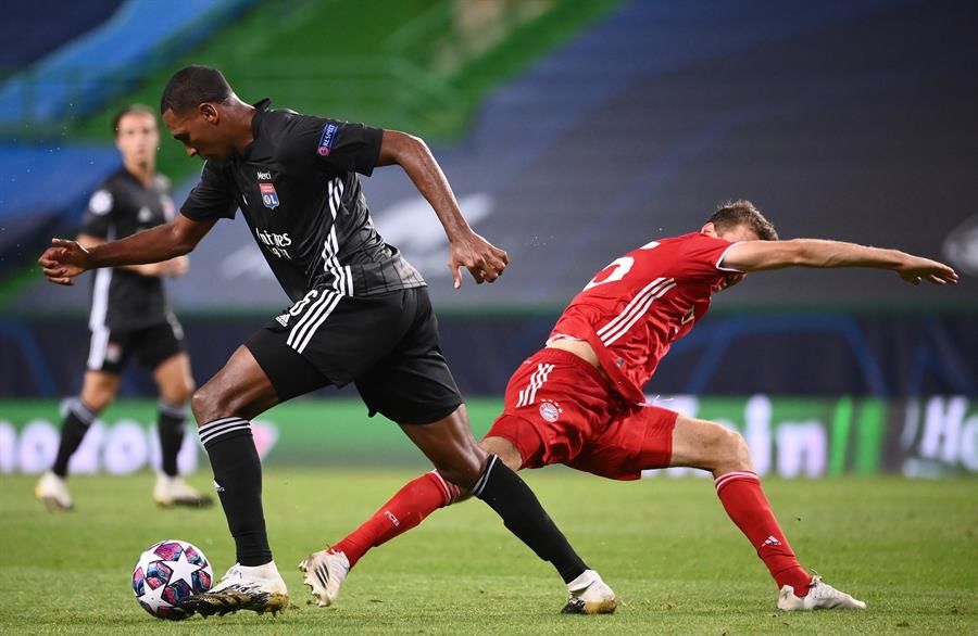 Bayern aprovechó las debilidad de Lyon.