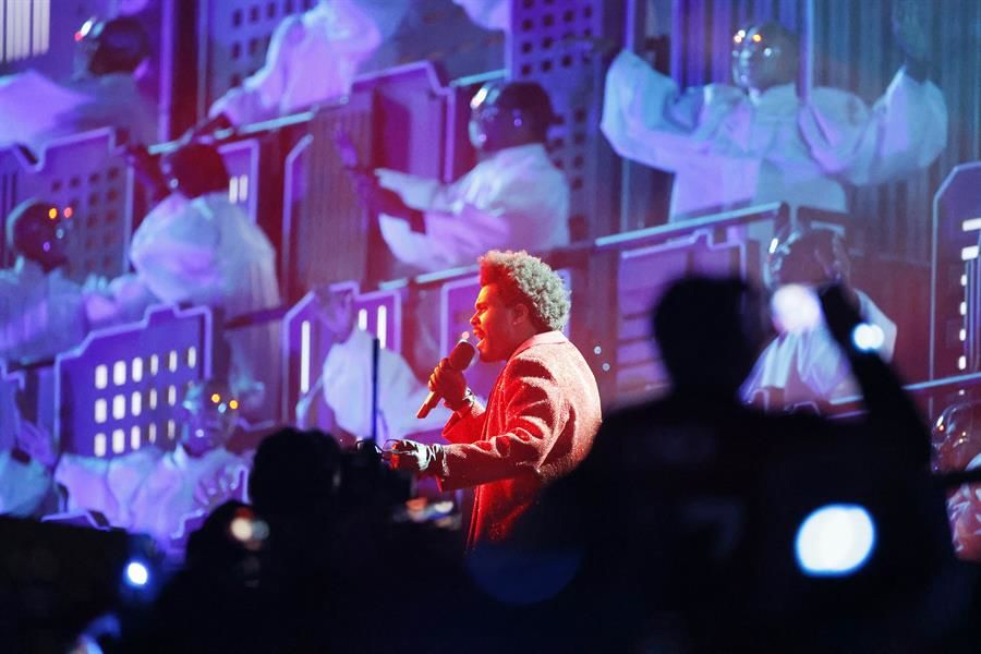 GALERÍA: El show de medio tiempo de The Weeknd en el Super Bowl LV