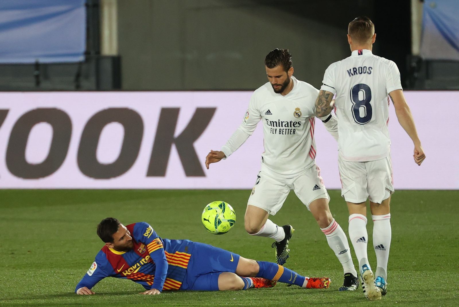 Real Madrid se lleva el clásico ante Barcelona