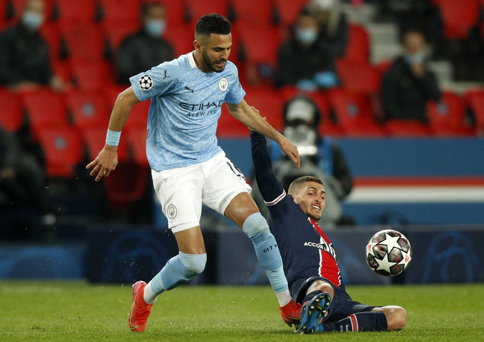 Manchester City remonta y supera 2-1 al PSG en ida de semifinales de Champions League
