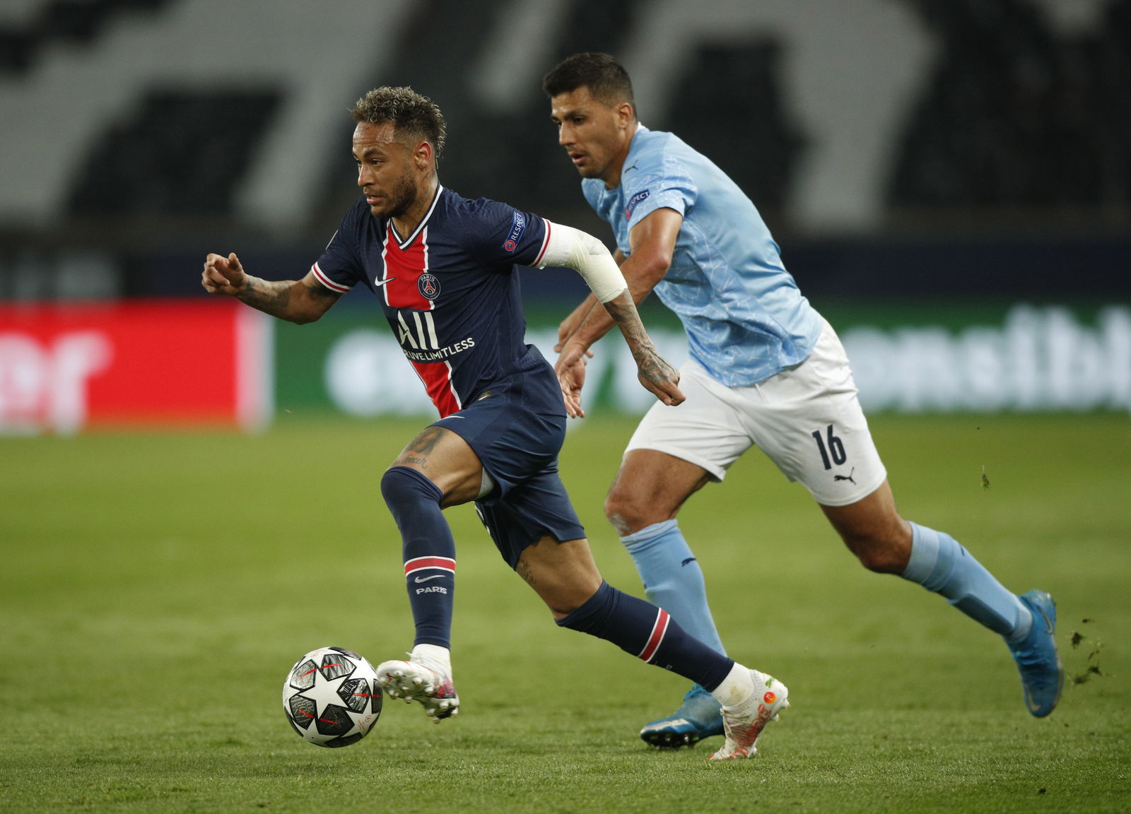 Manchester City remonta y supera 2-1 al PSG en ida de semifinales de Champions League