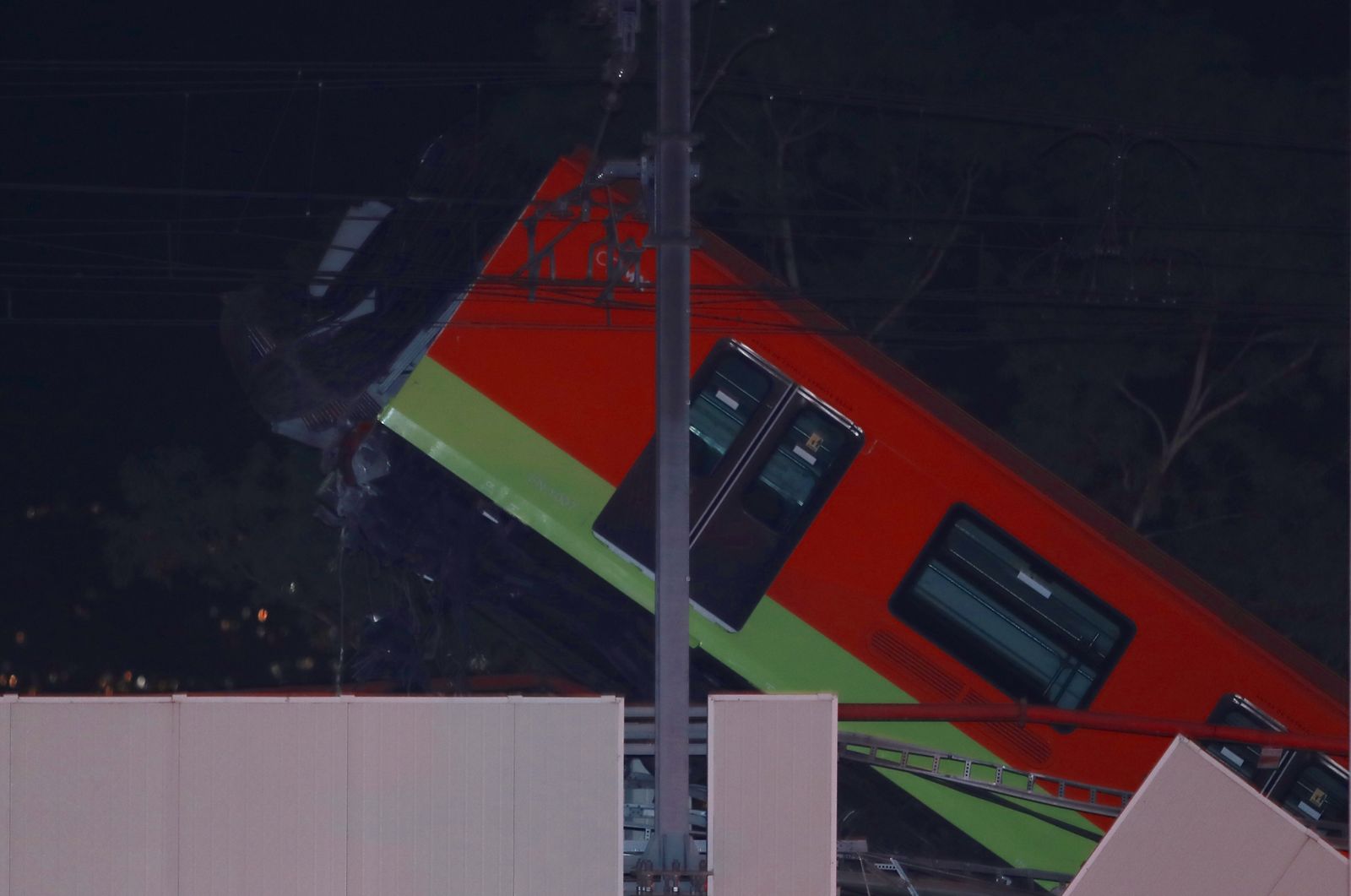 colapso del metro en CDMX 