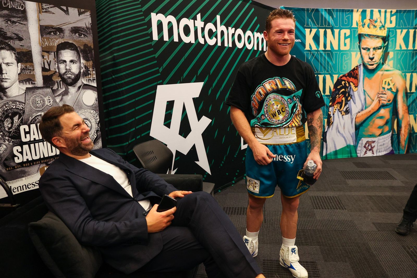 "Canelo" Álvarez contra Saunders Bate