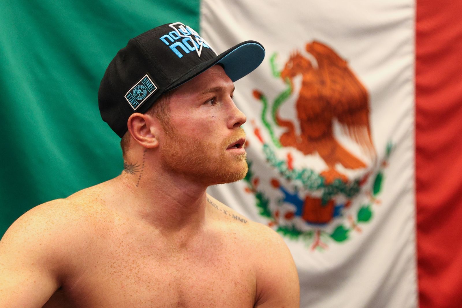 "Canelo" Álvarez contra Saunders Bate