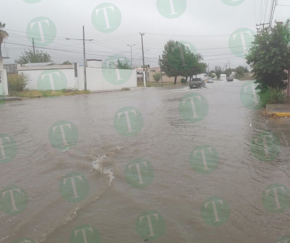 Lluvia inunda principales avenidas al norte de Monclova