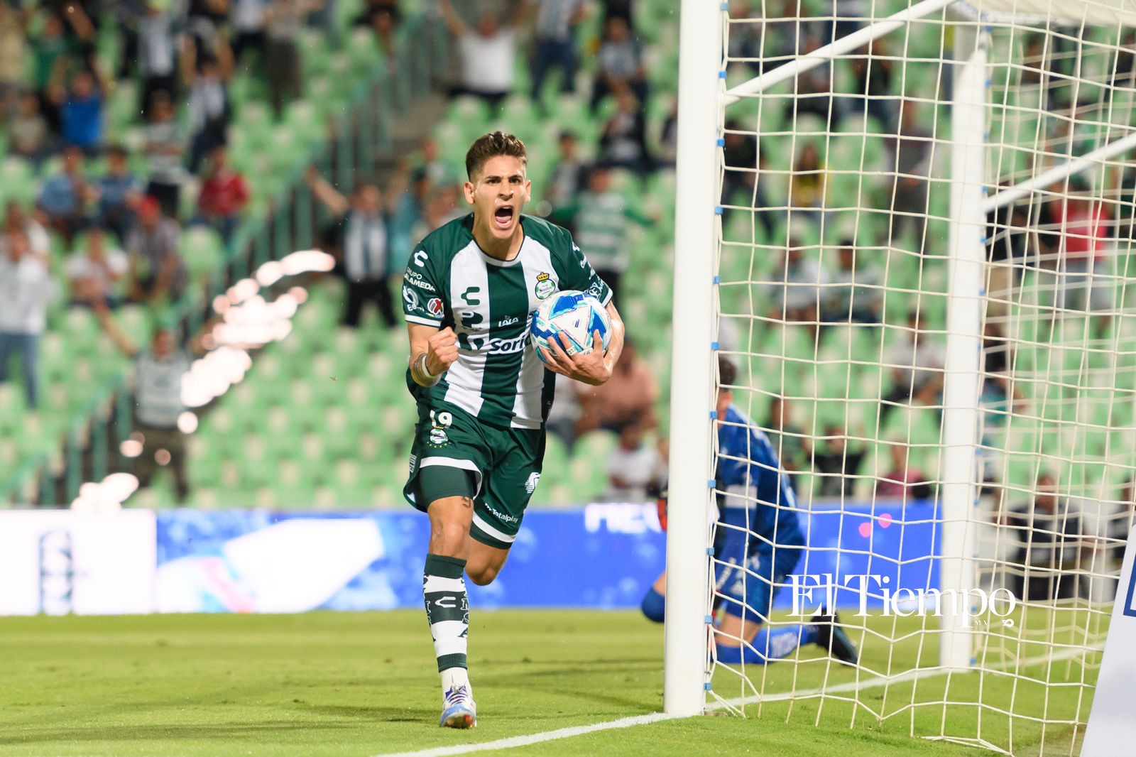 Santos Laguna vence a Necaxa en el Corona