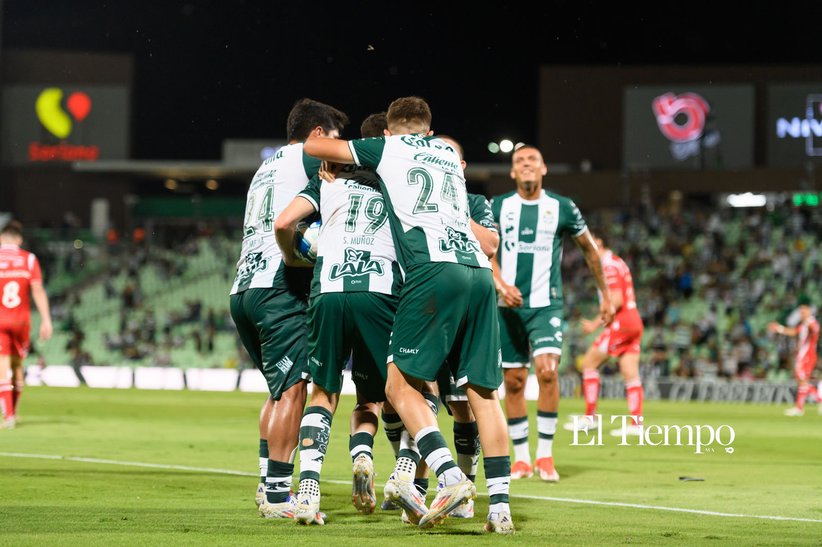 Santos Laguna vence a Necaxa en el Corona