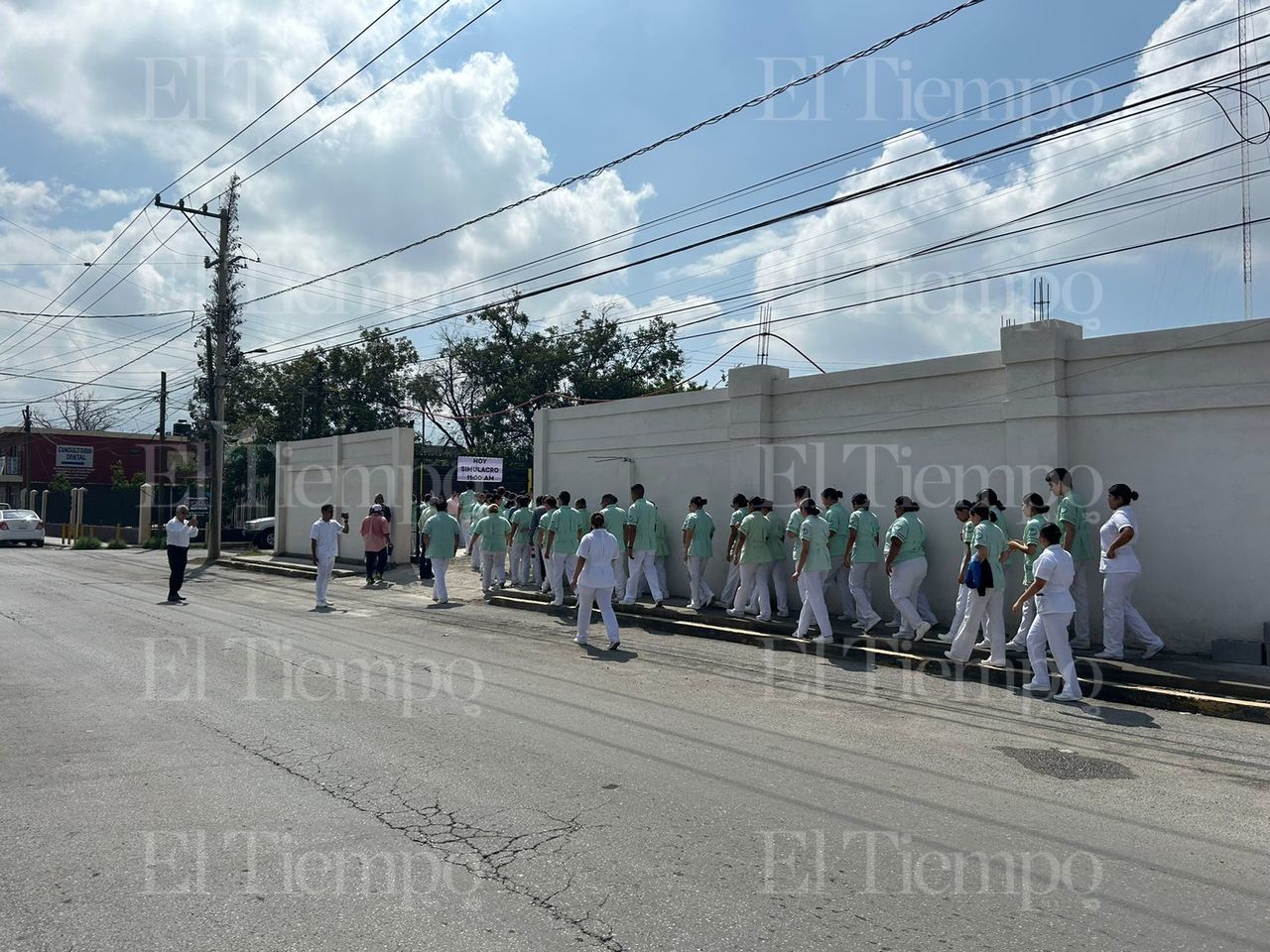 Simulacros en el SAT y evacuación en ISSSTE