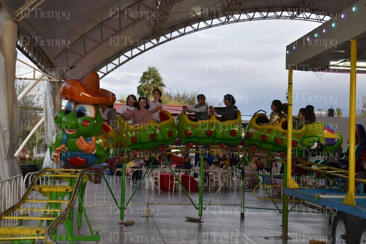 Posada Navideña en el Country Club para sus niños y niñas