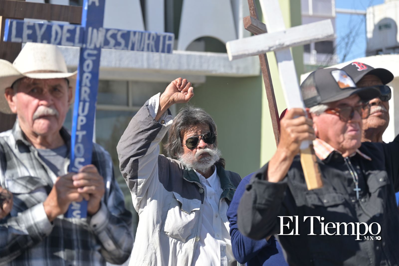 Pensionados alzan la voz: 