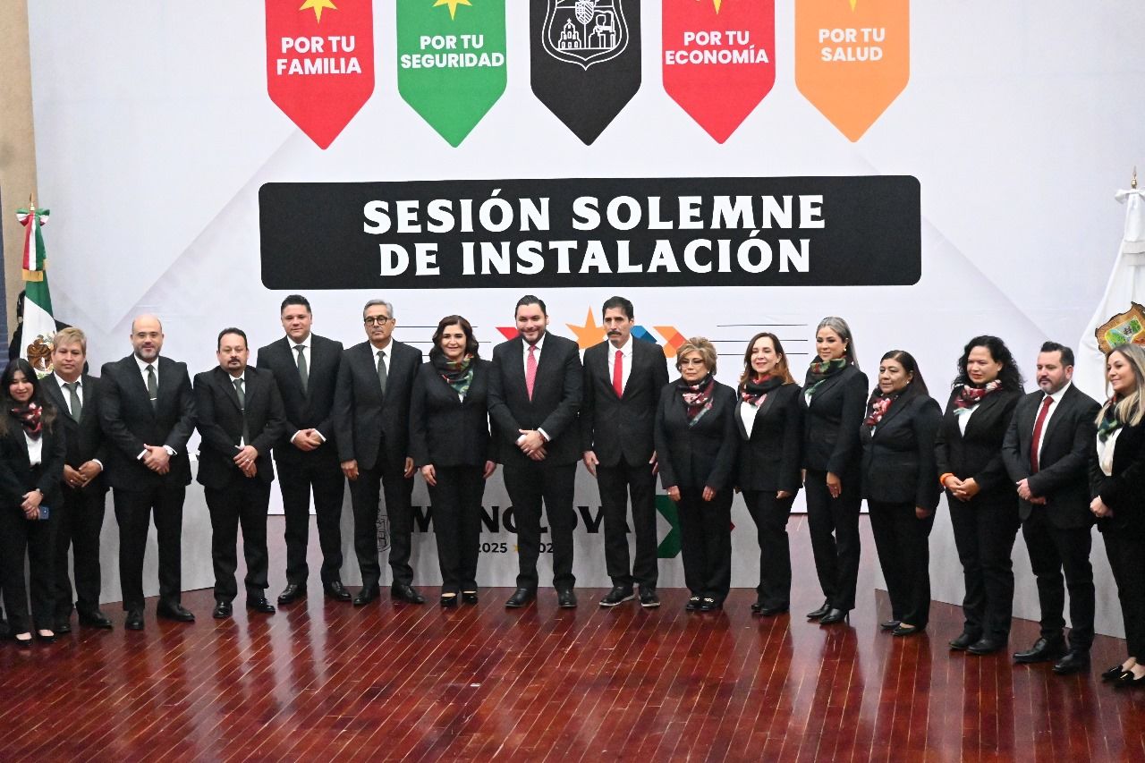 Carlos Villarreal Pérez toma protesta como alcalde de Monclova