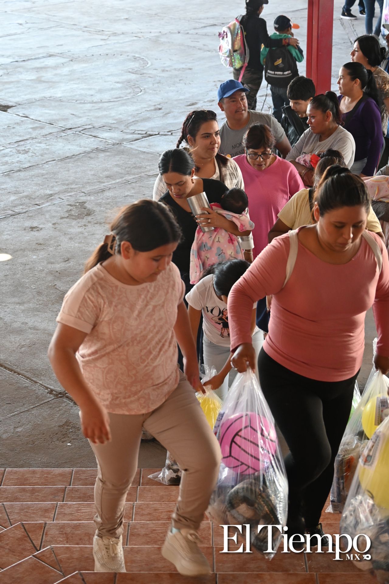  ¡Acción solidaria en el sector oriente! 🎁🎉